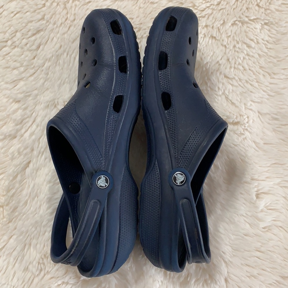 Crocs - Picture 2 of 14